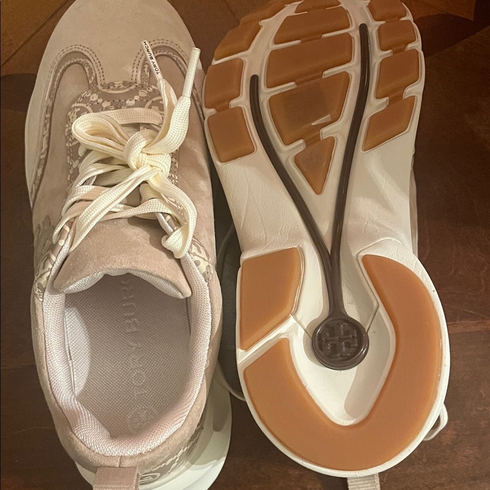 Tory Burch Women's Beige and White Sneakers